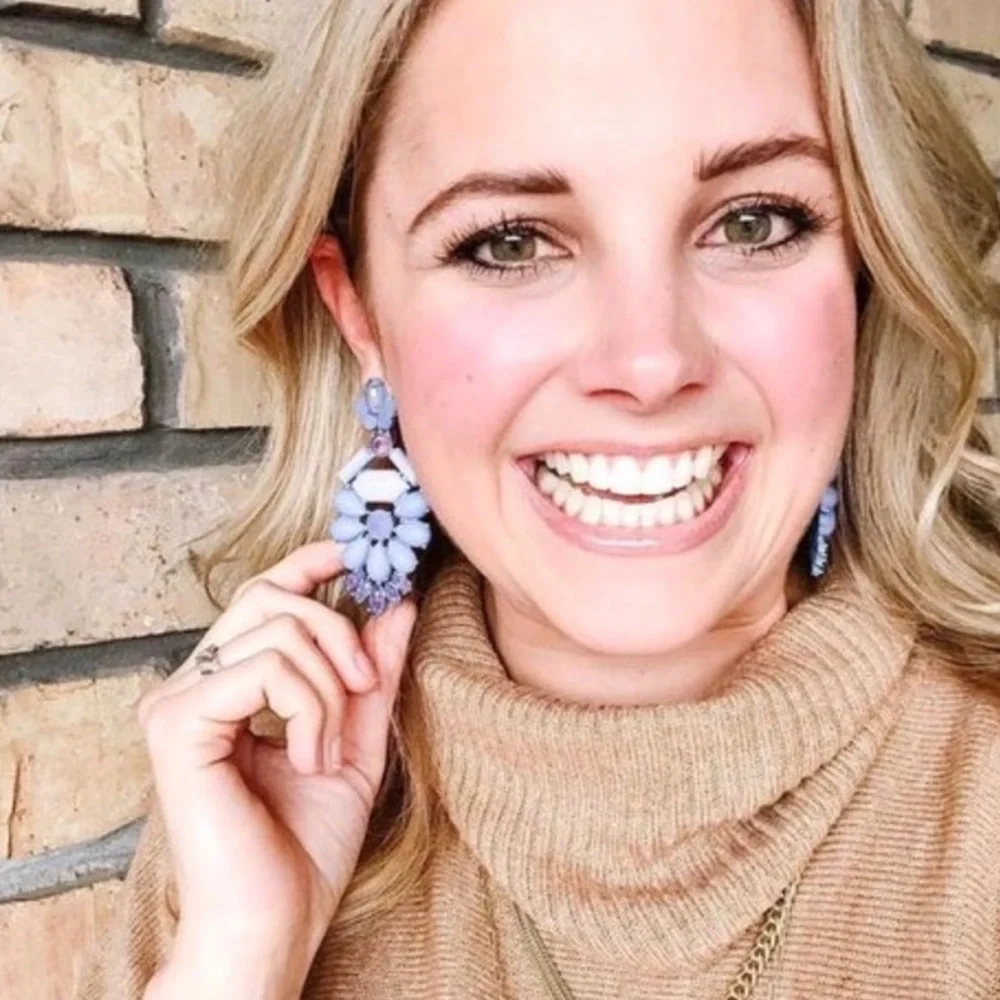 Stella & Dot | Heck Yes!🦄🧞‍♀️Lavender Statement Earrings - Picture 6 of 11